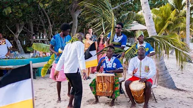 How to Plan a Transformative Corporate Retreat in Belize
